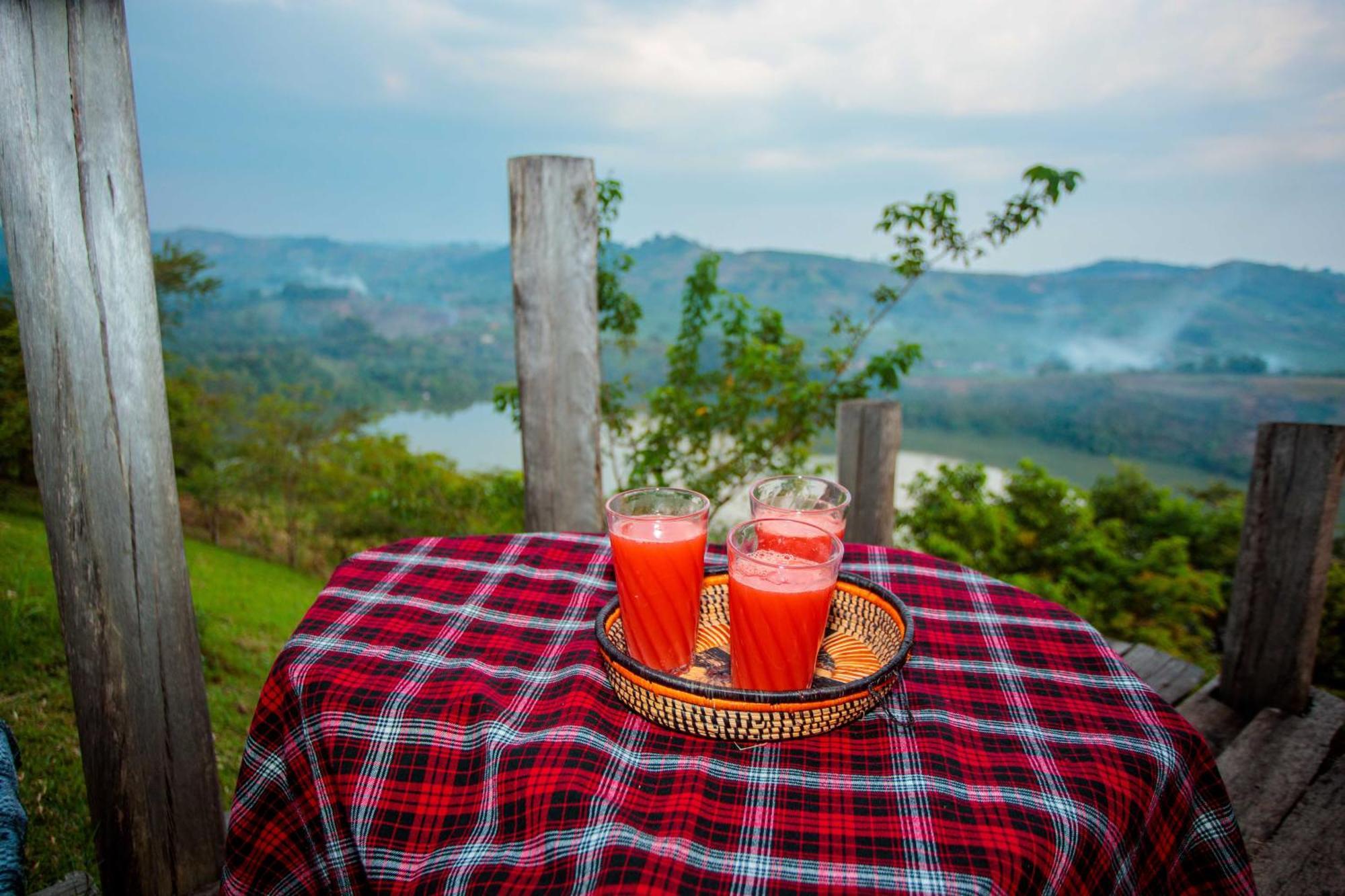 Lake Mwamba Lodge Kasenda Exteriör bild