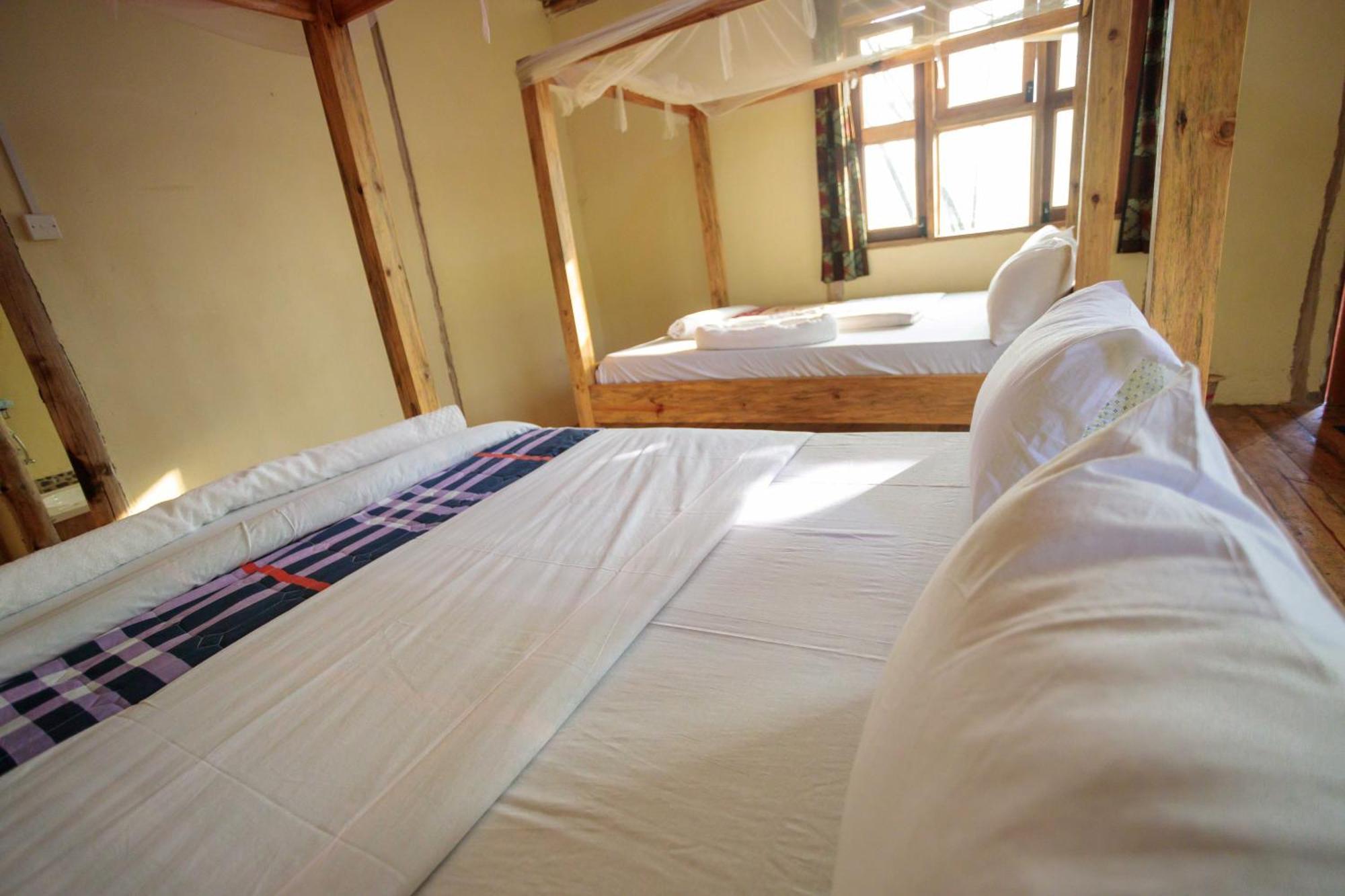 Lake Mwamba Lodge Kasenda Exteriör bild
