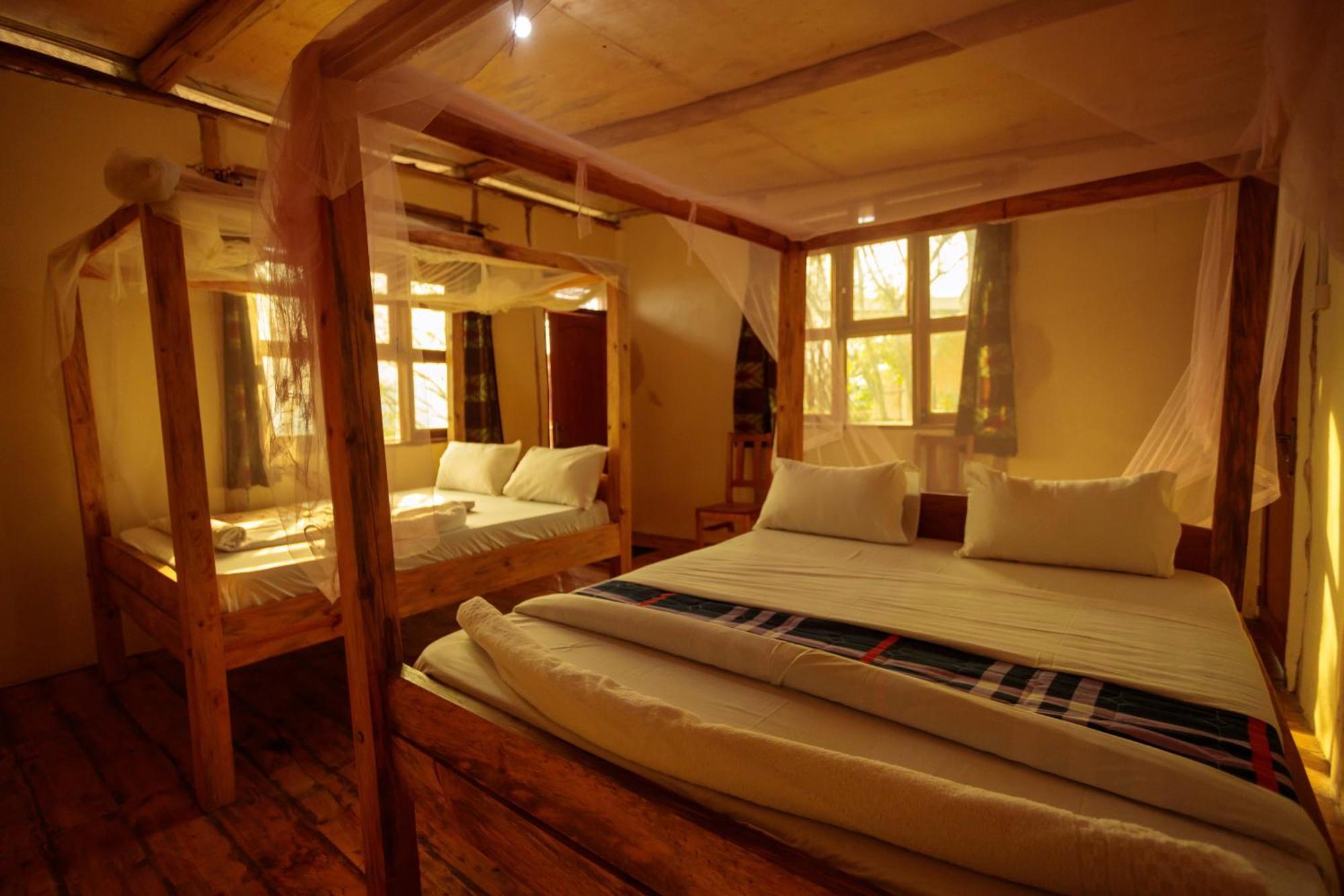 Lake Mwamba Lodge Kasenda Exteriör bild