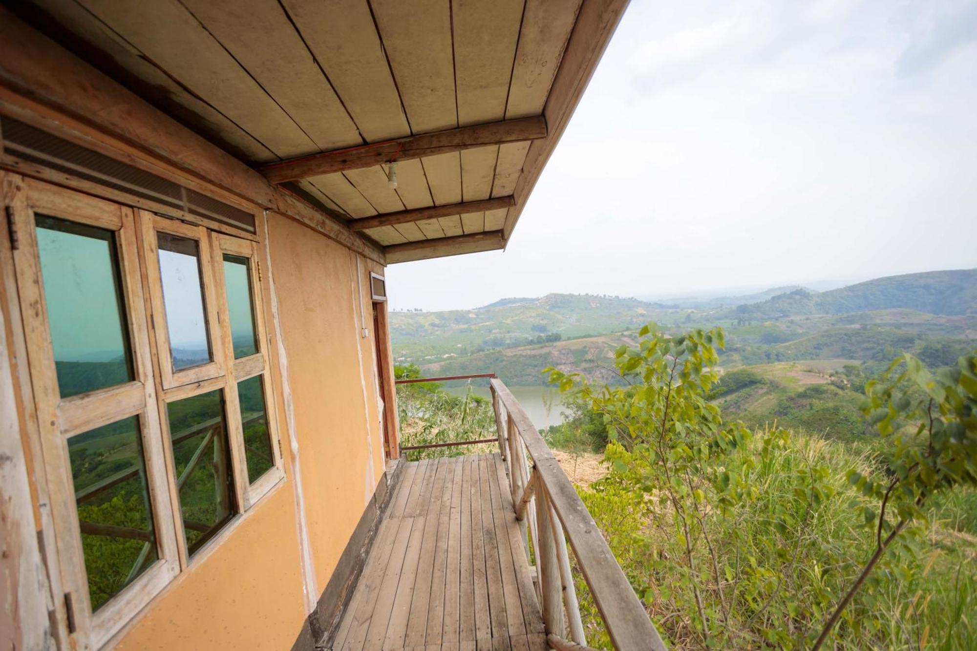 Lake Mwamba Lodge Kasenda Exteriör bild